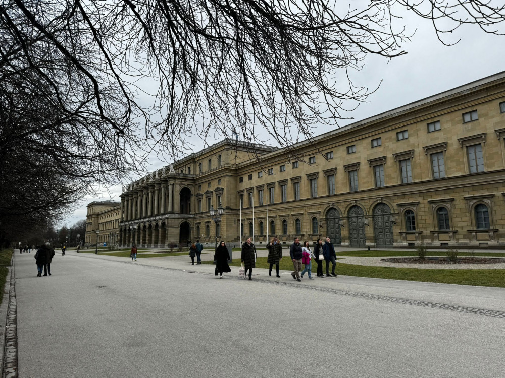 Orta Çağ Kalesinde bir müze: Residenz Muenchen